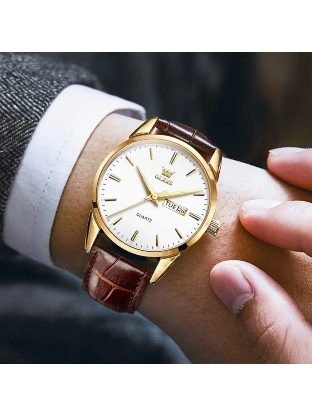 Stylish Men's Analog Quartz Watch with Day & Date, Luminous Hands, Stainless